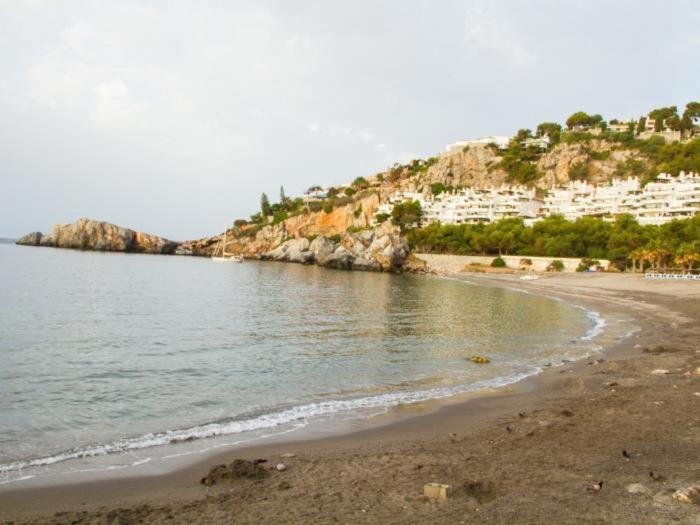 Apartamento En Primera Linea De Mar Almuñécar Dış mekan fotoğraf